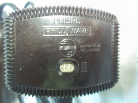 Electric shaver, first model made by Philips. Bakelieten scheerapparaat compleet met stekker. gemaakt door Philips Eindhoven