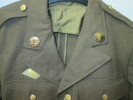 WW2 US uniform, soldaat medische dienst vroeg model 1940 gedateerd. etiket aanwezig.