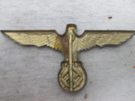 German helmet badge for the Kriegsmarine pithhelmet. Duits helm embleem voor de tropenhelm van de Kriegsmarine mooi gemarkeerd
