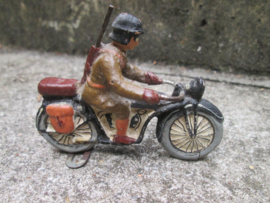 Unmarked NSKK German motor cyclist. Duitse NSKK motorrijder.