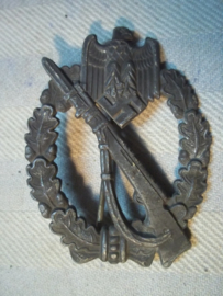 German assault badge with maker Duits Infanterie Aanvals insigne met maker; Fritz Zimmermann uit Stuttgart