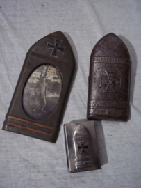 German match holder. Duits luciferdoosomhulsel, met daarop de Dikke Bertha en het EK 1914. Fleissige Bertha.