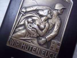 Swiss memorial plaque in the German language. Zwitserse mobilisatie plaquette van 2 september 1939 in de Duitse taal.
