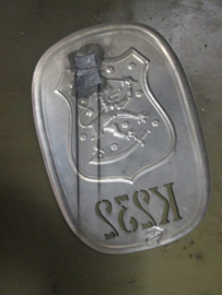 Finland Police badge with no pin. large. very rare Politie embleem Finland, helaas zonder speld.