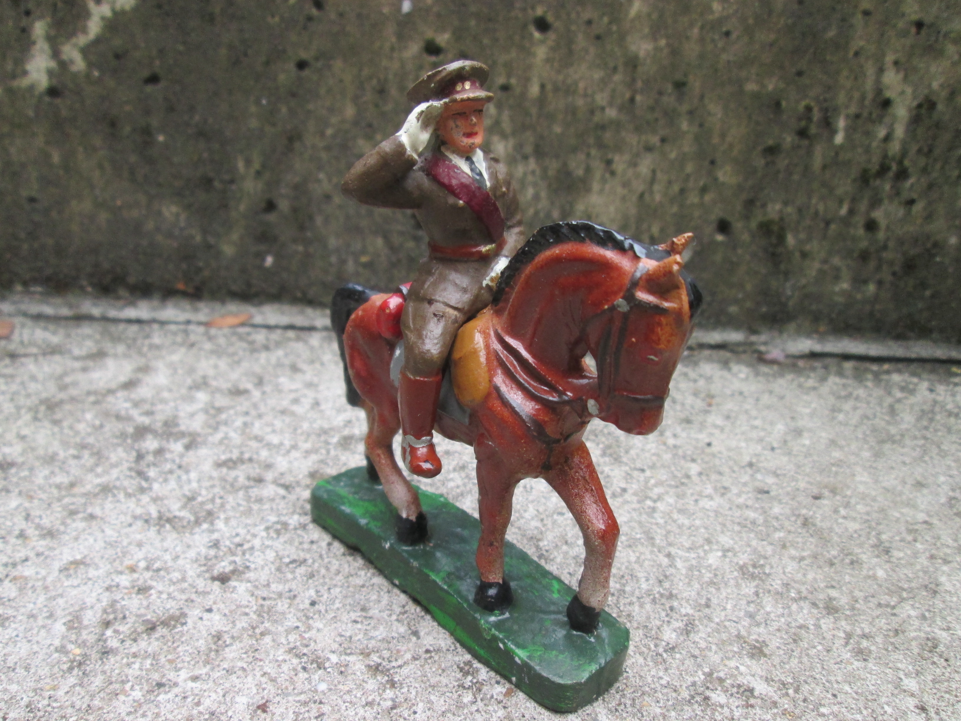 Belgium king on horse no maker. Belgische koning Leopold op paard geen maker
