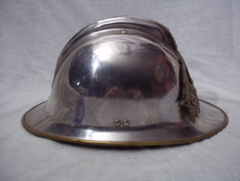 French fire helmet mdl 1926. Franse brandweerhelm model 1926 gebruikt tot 1970 zeer nette staat.