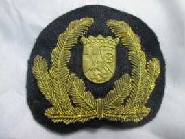 Police cap badge, Politie pet embleem