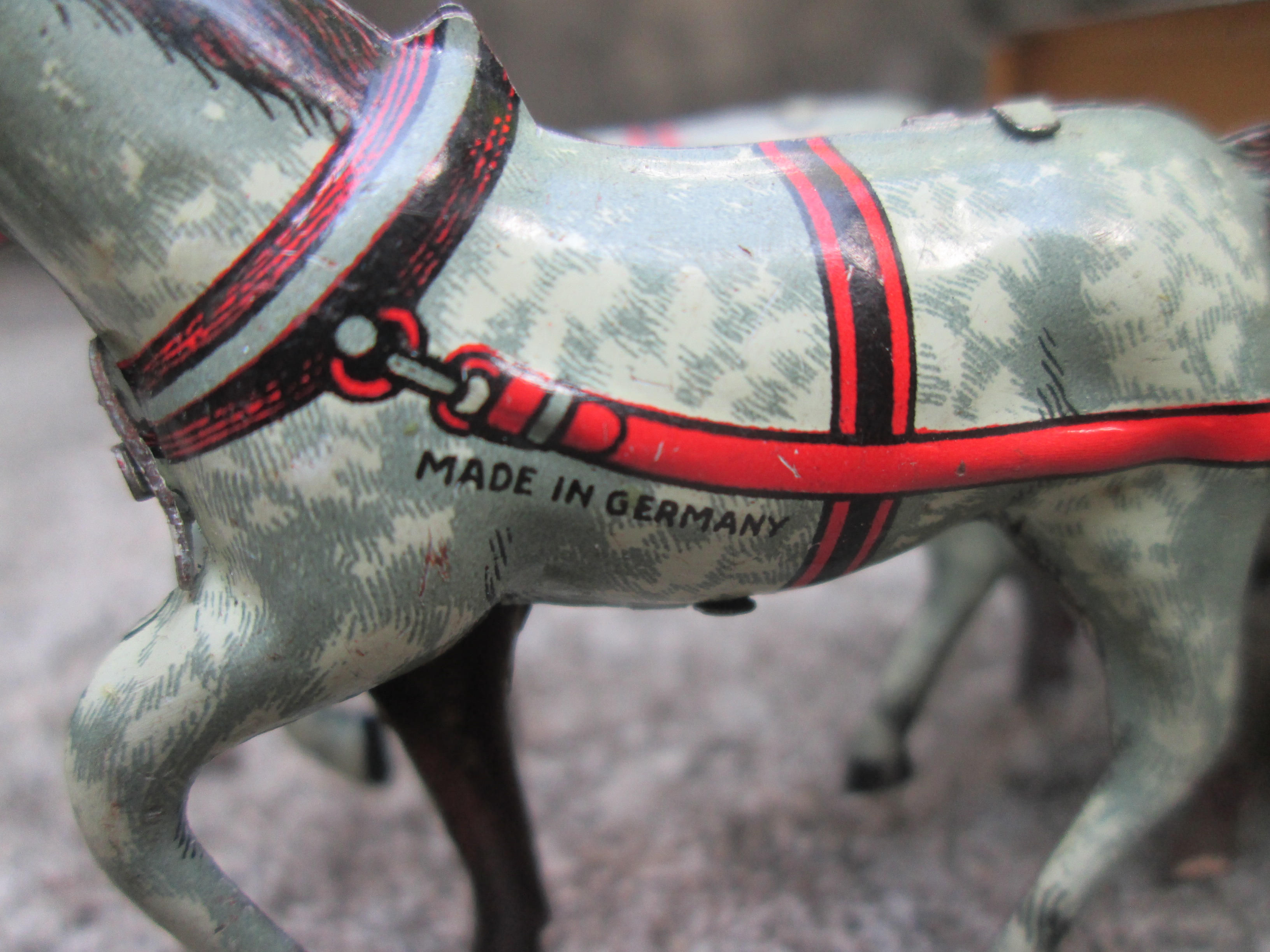Tin toy Belgium soldiers. Blikken speelgoed Belgische soldaten met paard en wagen, keukenwagen vooroorlogs, Made in Germany klein model.