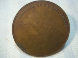 French plaque, medailion, table- medal. battle of Fort Vaux, Major Raynal, the last pigeon, this pigeon was later decorated. Penning Frans strijd om Fort Vaux verdun. laatste duif gebruikt voor bericht van overgave, Zeldzaam.