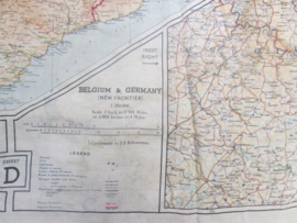Engelse RAF ontsnappingskaart op zijden gedragen als sjaal, bijzonder item Nederland belgie Frankrijk Duitsland zwitserland