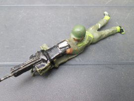 DURSO Belgium soldier with MG. Belgische soldaat jaren 60 met mitrailleur.