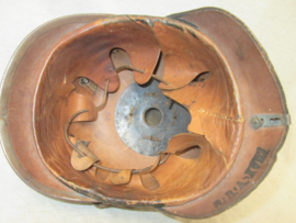 German spike helmet Attick-found in belgium ( Roeselare). Duitse pickelhaube was vanaf WO1 in het bezit van een Belgische familie in Roeselare. mist 1 cocarde en heeft wat vlugroest Bekleidungs ambt 18e Legerkorps.
