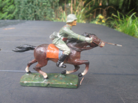German officer on horse with sword. Duoitse wehrmacht officier op paard met sabel.