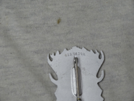German member badge of the German hunting association. Duitse speld van de Deutscher Jägerverband. mooi gemerkt Ges.Gesch. in een bijna mint staat