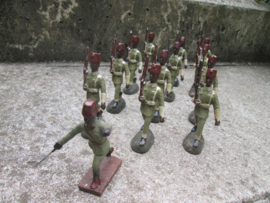 Belgium colonial soldiers marching Force Publique Belgische marcherende soldaten uit de Congo bijzonder, TOP goede staat