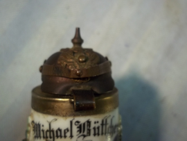 German vetrans pipe with miniature spike helmet. Duitse reservisten pijp 1908 4.Lothringischen Infanterie regiment Nr.136, van een mijnwerker Bergmann. apart