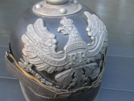 German Pickelhaube spike helmet Prussian Infantry M1915. Duitse pickelhaube Pruisen veldgrijs manschap met afneembare spits mooi gemarkeerd 1916 ronde  stempel.