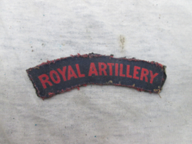 British shoulder tab printed Royal Artillery. gedrukt schoudertitel.