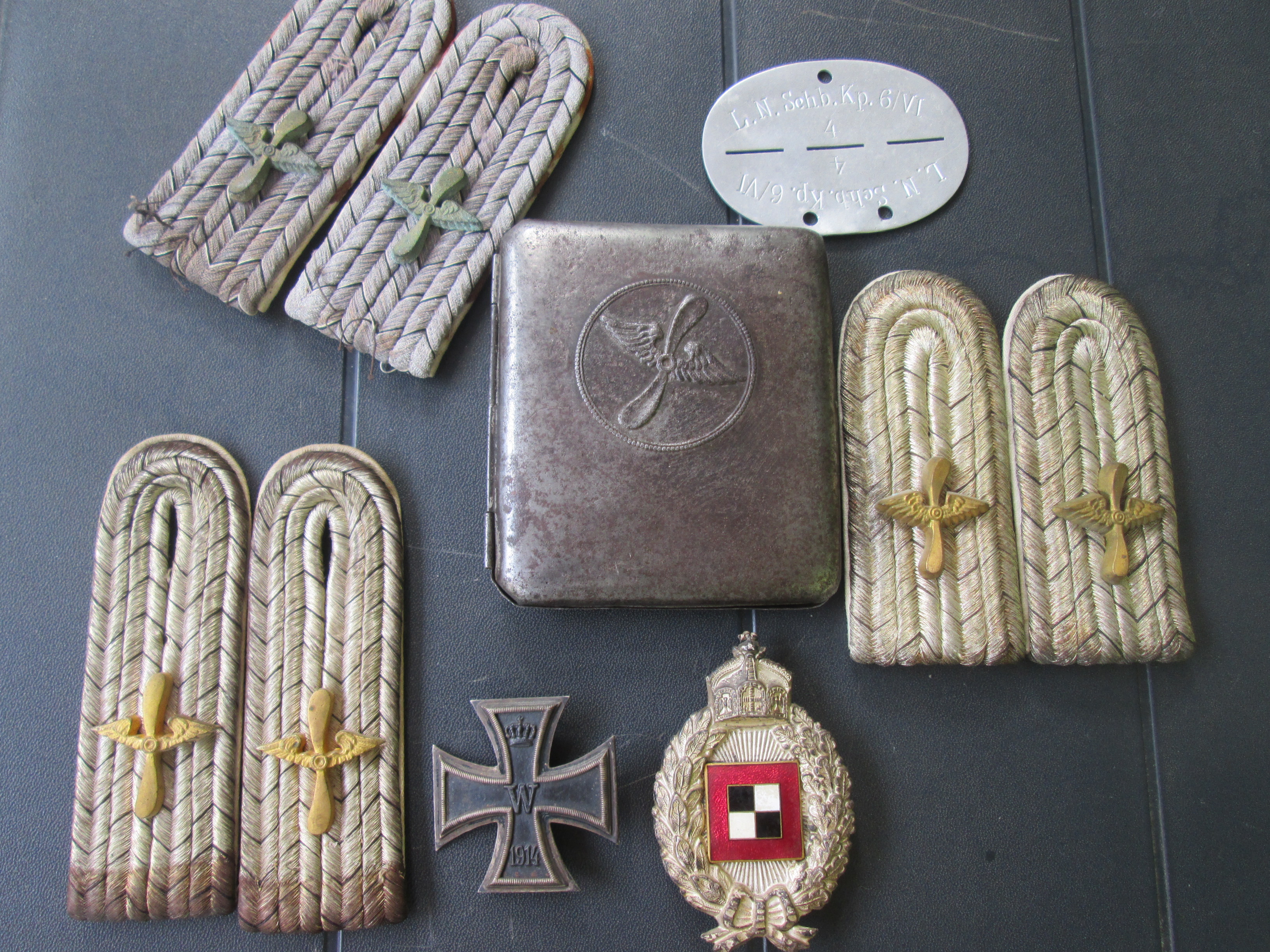 German cigarette case FLIEGERTRUPPEN.