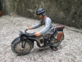 Unmarked German NSKK motorcyclist. NSKK motorrijder goede staat.