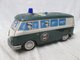Tin toy police car Made in Japan. Blikken speelgoed auto POLIZEI, mist 2 toeters op het dak Jaren 50 Volkswagen Politie busje.