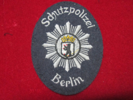 Police sleeve badge Germany, Schutzpolizei Berlin.