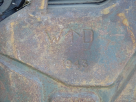 Engelse jerrycan BMB- 1943 War department gemarkeerd.