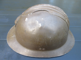 Belgium lightmeight officers helmet M33. Belgische aluminium helm officiersmodel, met binnenwerk, zeldzaam stuk.