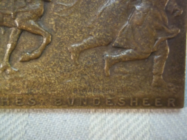 Austrian plaque, 1930, Osterreichisches bundesheer, maker is R.Marschall, schlussubung in Sieghartskirchen. Oostenrijkse penning met getrokken artilleriegeschut, zeer decoratief, TOP.