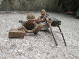 ELASTOLIN French soldiers behind machine gun.2 Franse soldaten achter mitrailleur.