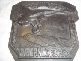 Austrian remembrance plate iron Das III  Eisernes Korps 1917. Oostenrijkse plaquette Gebirgsjäger zeer ZELDZAAM
