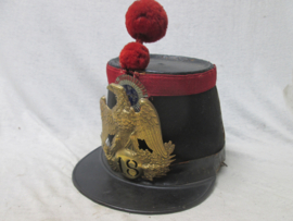 French shako model 1852 Franse shako Grenadier de la Garde Nationale 18e Legioen model 1852. tentijde van Louis Napoleon. zeldzaam hoofddeksel in een nog nette staat.