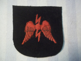 British naval badge from Malta, Engels marine embleem
