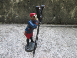 ELASTOLIN French soldier with binocular used in trenches. Franse officier met loopgravenkijker zeldzaam soldaatje. goede staat