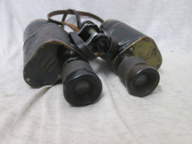 German Imperial Reichsmarine 7x50 binocular made by VOIGHTLÄNDER, Braunsweig, marked with the crest of the German Imperial Kriegsmarine. Duitse marine kijker helder zicht, N voor Nordsee, TOP kijker mooi gemarkeerd.