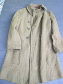 US-Army trench-coat. Amerikaanse lange leger jas WO1 gebruikt en gedragen in de loopgraven van Frankrijk 1917-1918.