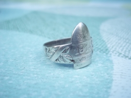 German ring, 42 cm BRUMMER, silver hallmarked. Duitse ring 42 cm BRUMMER, met de steden Antwerpen en Luik, zilver gemerkt.
