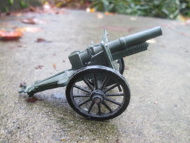 Metal gun, metalen kanon.
