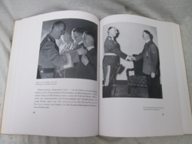 Book, boek, Buch Fritz Todt, der mensch, der Ingenieur, der Nationalsozialist. oorlogsuitgave nette staat met veel foto's.