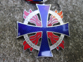 German high medal fire department Duitse brandweermedaille in originele doos, Deutsches Feuerwehr Ehrenkreuz. Für verdienste im Feuerlöschwesen, Deutscher Feuerwehr Verband.