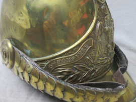 French helmet, Fire brigade M-1855 Franse brandweerhelm pompiers model 1855 met nog het originele binnenwerk. zeer nette staat.