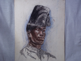 Originele krijttekening van een ABBL Force Publique soldaat. Een inheemse soldaat uit de Belgische Congo, zeer nette tekening van een soort waskrijt. ingelijst om beschadigingen te voorkomen 42 bij 52 cm.