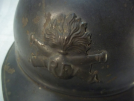 French Helmet M15 casque Adriane Artillery with innerlining Franse helm Artillerie embleem.