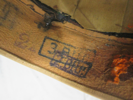 German NCO cap Luftwaffe FLAK. Duitse manschappen pet vroeg model met drop tail adelaar, van  de Luftwaffe FLAK luchtafweer. zeer goede staat mooi gemarkeerd met regimentstempels.