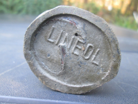 LINEOL totempaal met gelijmde breuk.