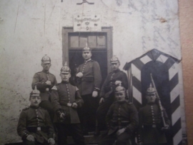 German postcard Eisenbahn Regiment, soldiers with Hessen spikehelmets.1914.Duitse kaart apart regiment Pickelhauben Hessen 1914