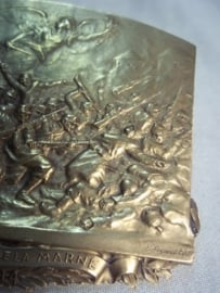 French plaque made by Sylvian Kinsburger. Franse bronzen plaquette, VICTOIRE DE LA MARNE, mooi gedetailleerd.