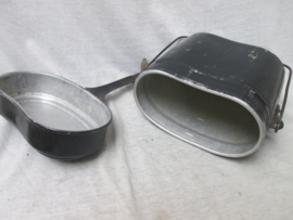 German messtin black, nicely marked. Duitse messtin, zwart met datums.