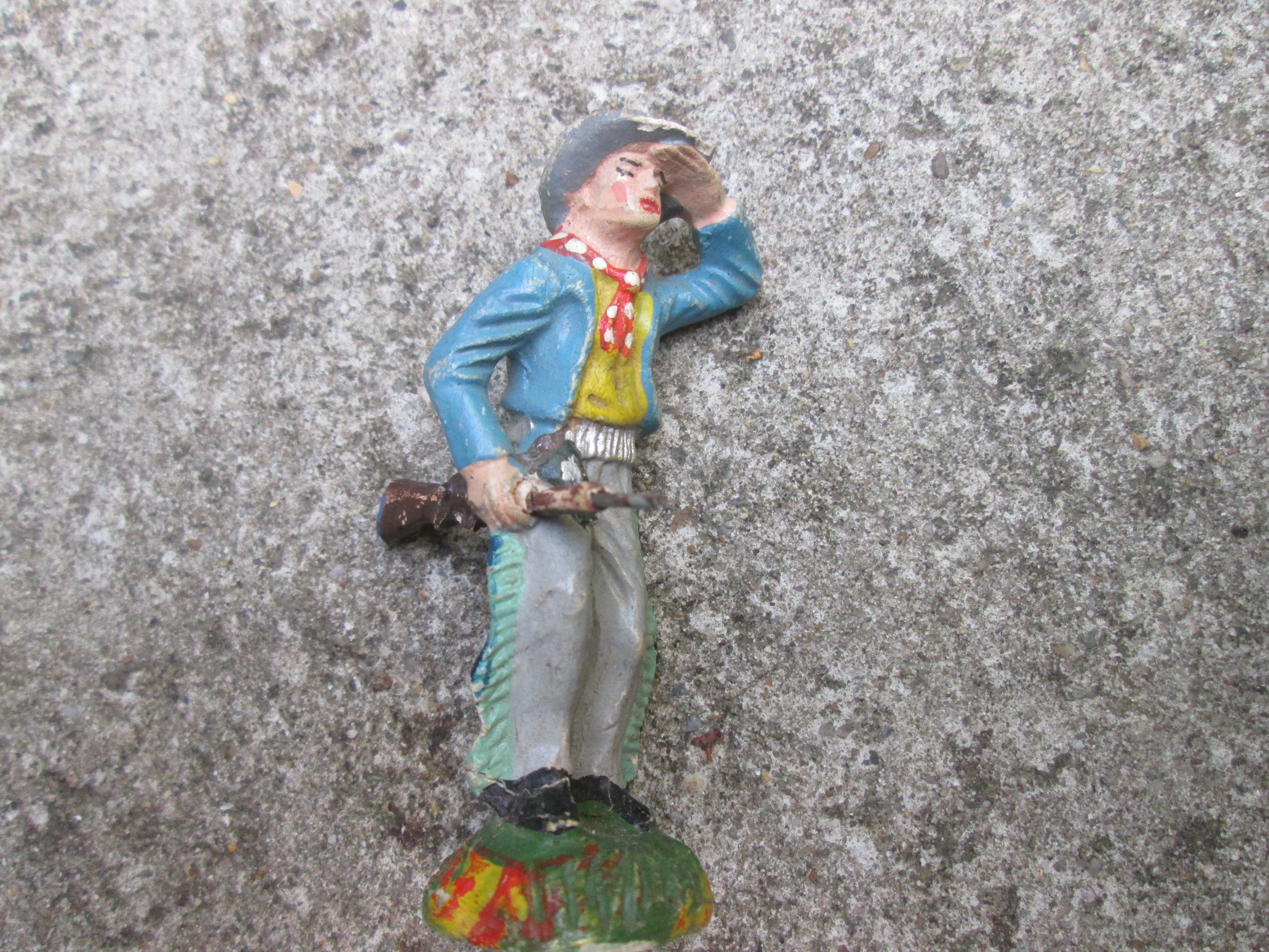 DURSO cowboy looking. Durso turende cowboy