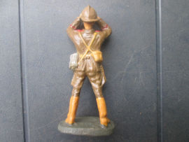 ELASTOLIN Belgium officer with binocular. Belgische officier met verrekijker.